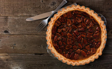 MAPLE PECAN PIE made with real maple syrup